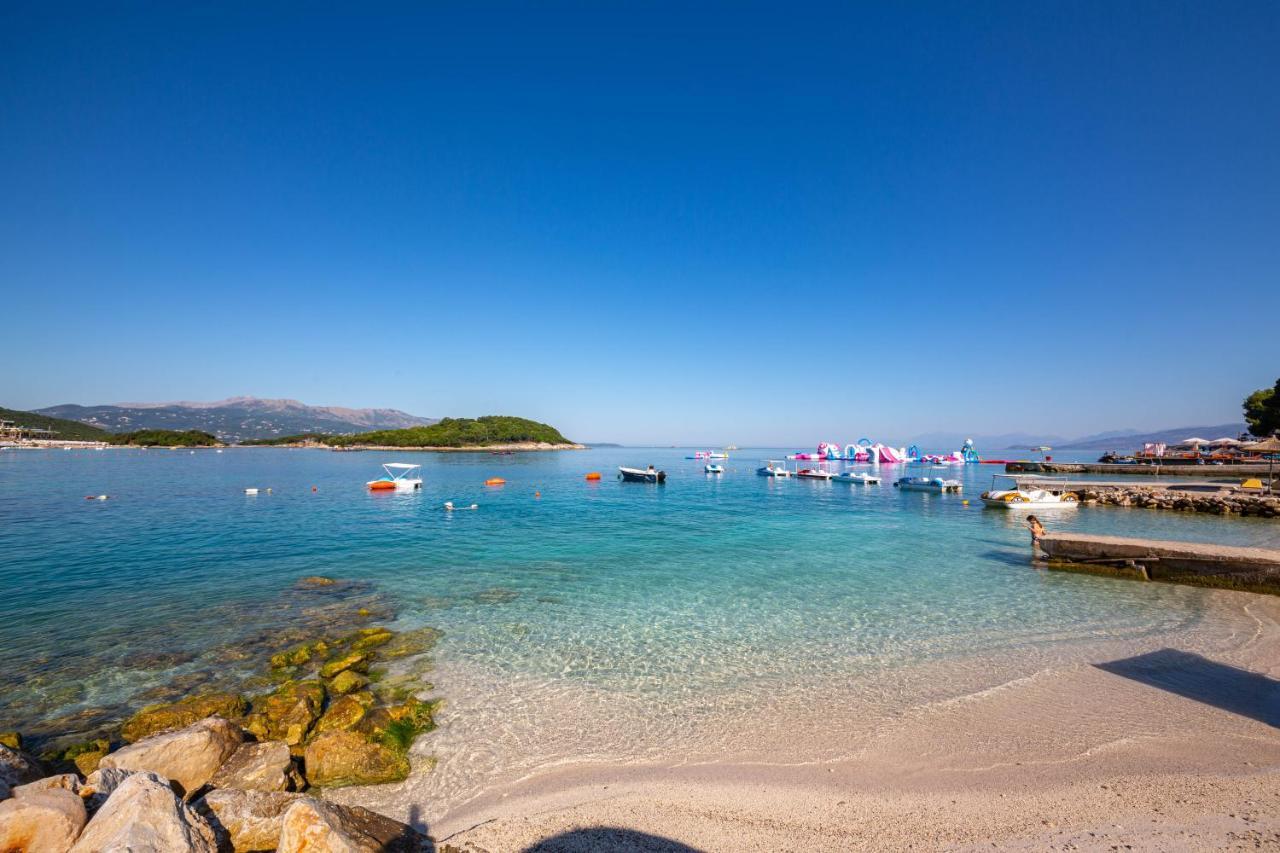 Hotel New Crystal Ksamil Dış mekan fotoğraf