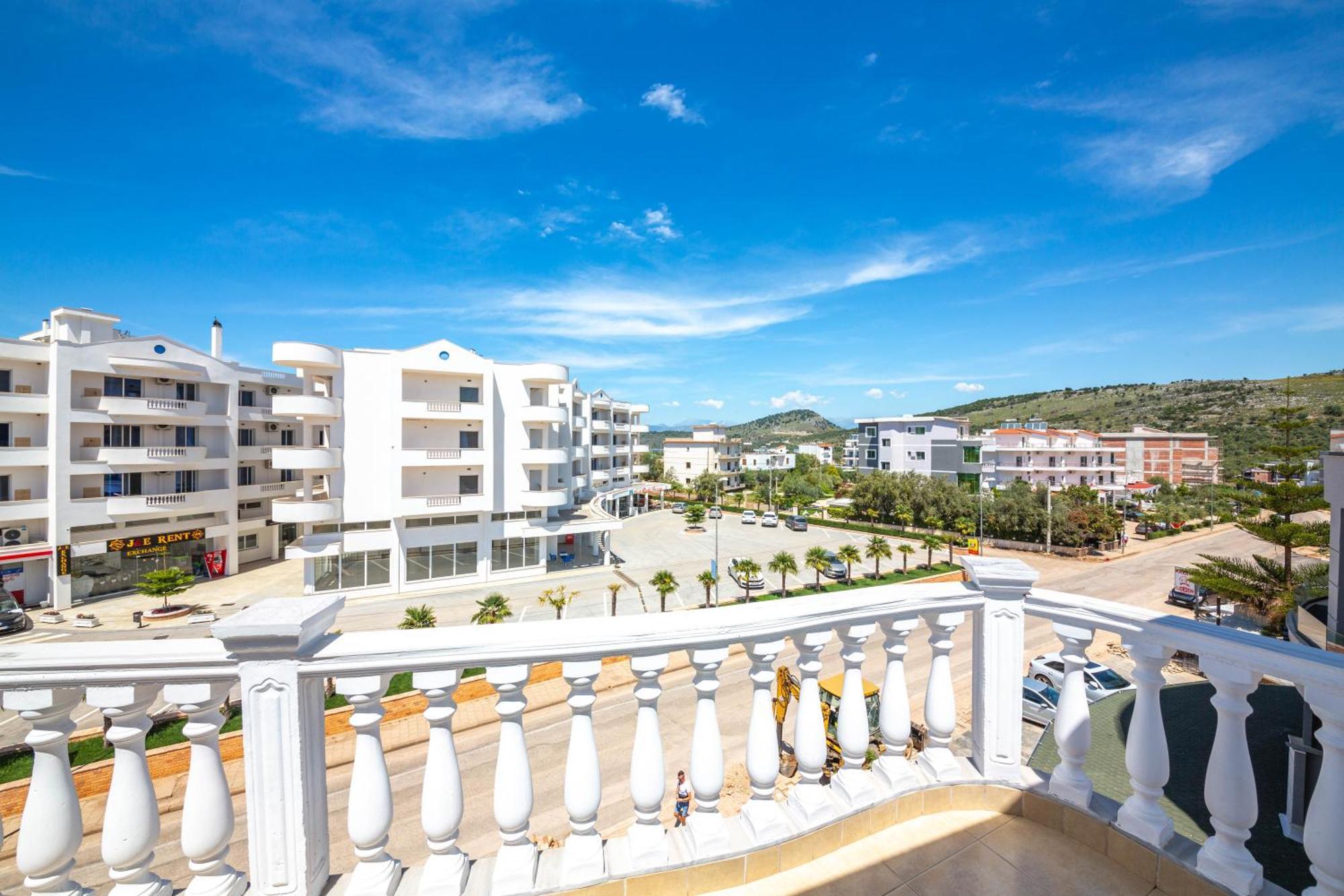 Hotel New Crystal Ksamil Dış mekan fotoğraf
