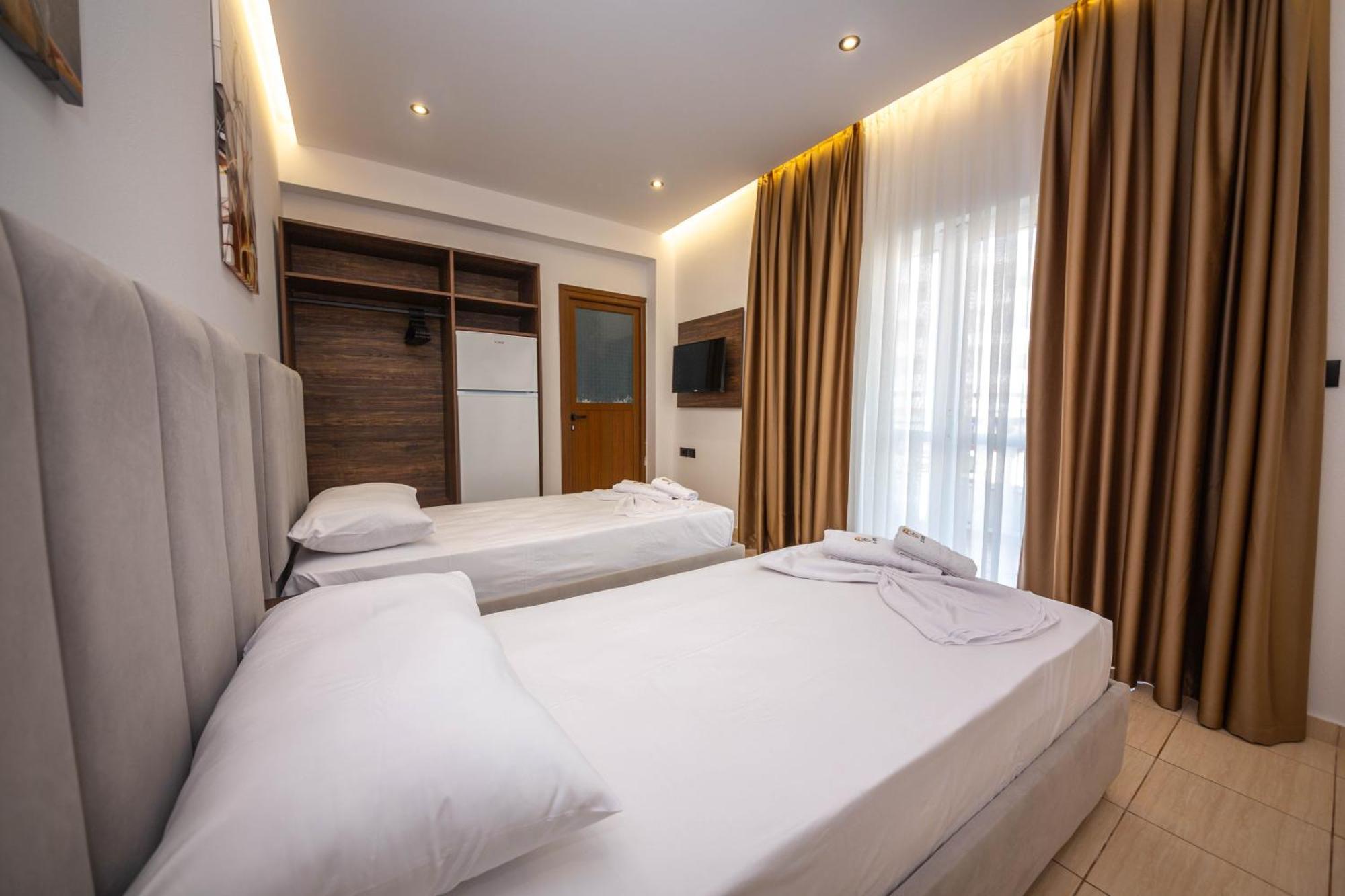 Hotel New Crystal Ksamil Dış mekan fotoğraf